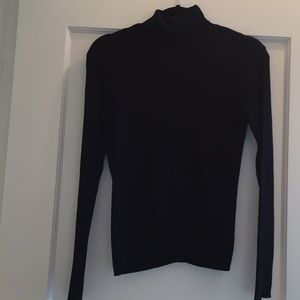 Vintage 100% silk turtleneck